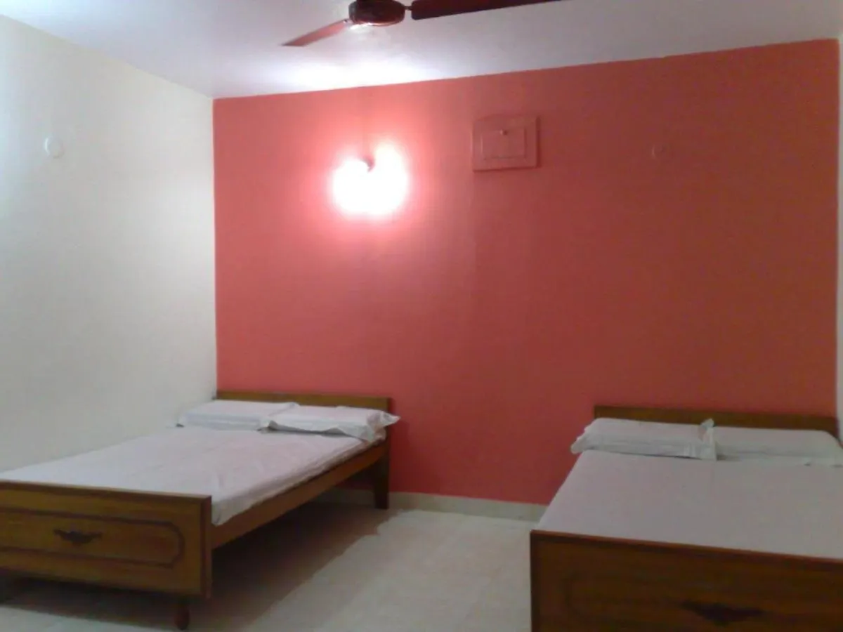 Grg Shanti Guest House Váránaszi