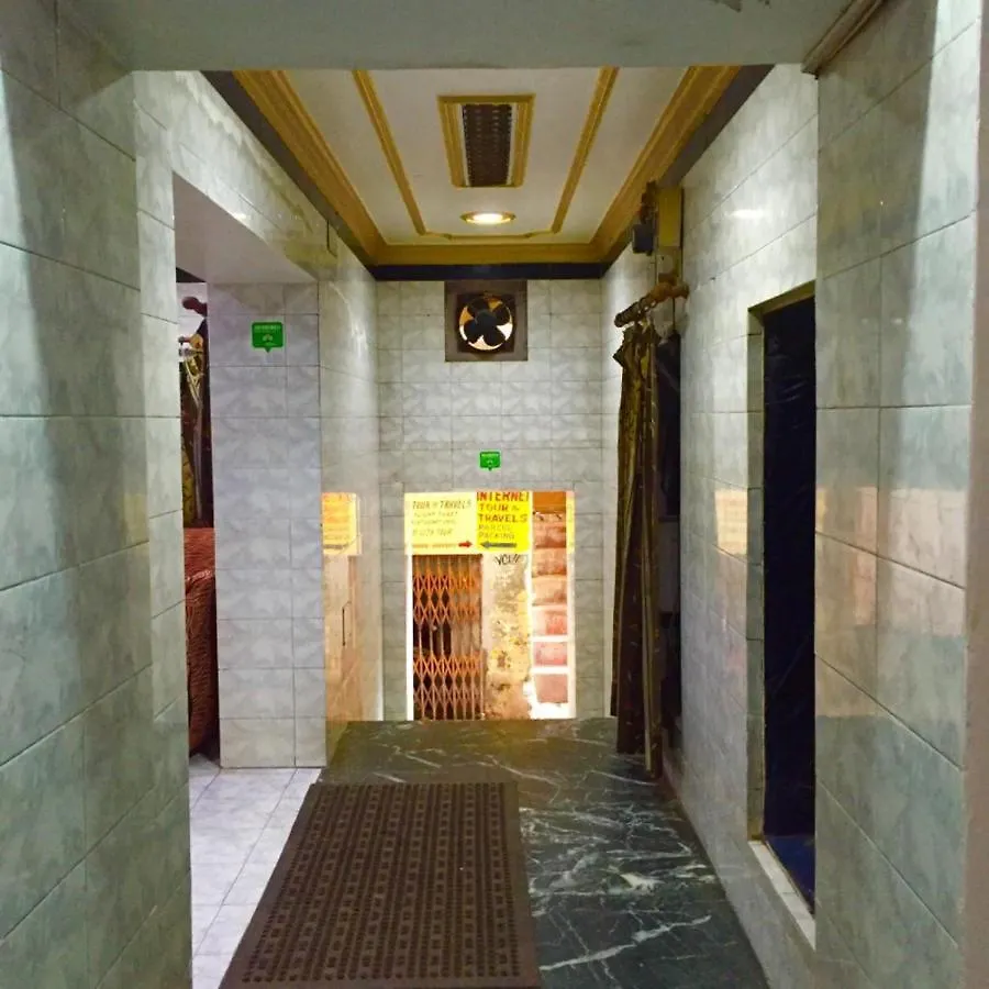 Grg Shanti Guest House Βαρανάσι 3*,  Ινδία