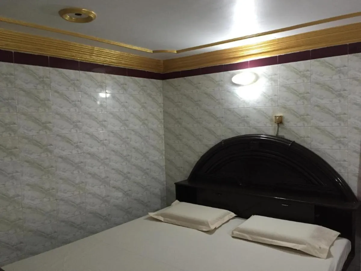 Ξενοδοχείο Grg Shanti Guest House Βαρανάσι